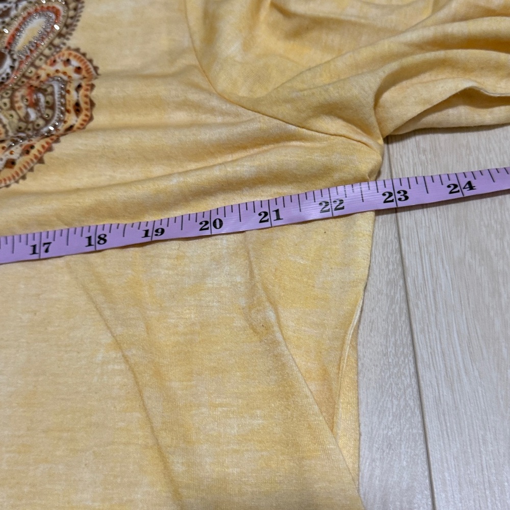 3/$10 Chico's Yellow Orange Paisley Rhinestone Accented Blouse - Picture 4 of 9